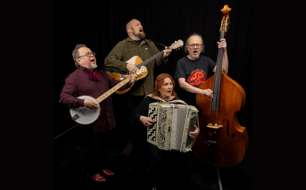 Paleface ja Laulava Unioni.